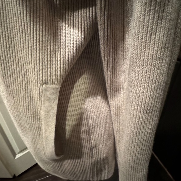 Banana Republic Zip Cardigan - Picture 3 of 6